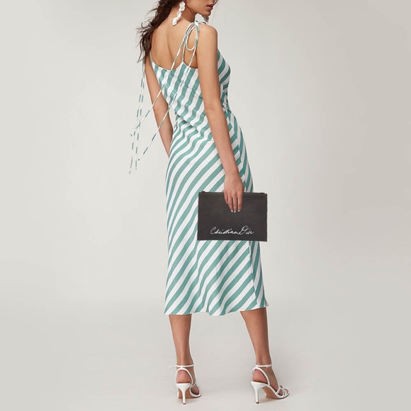 Dior 1947 Lily of the Valley Pouch - Picture 10 of 11